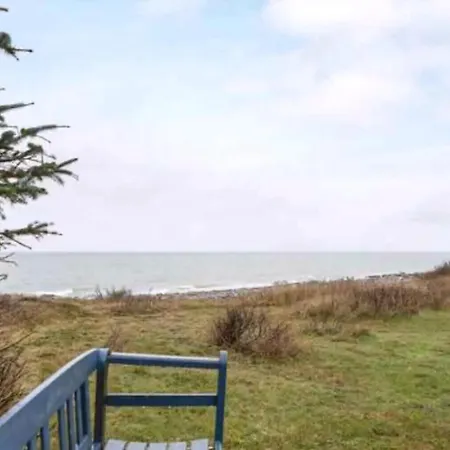 Summerhouse On The And With Ocean View Holiday home *
