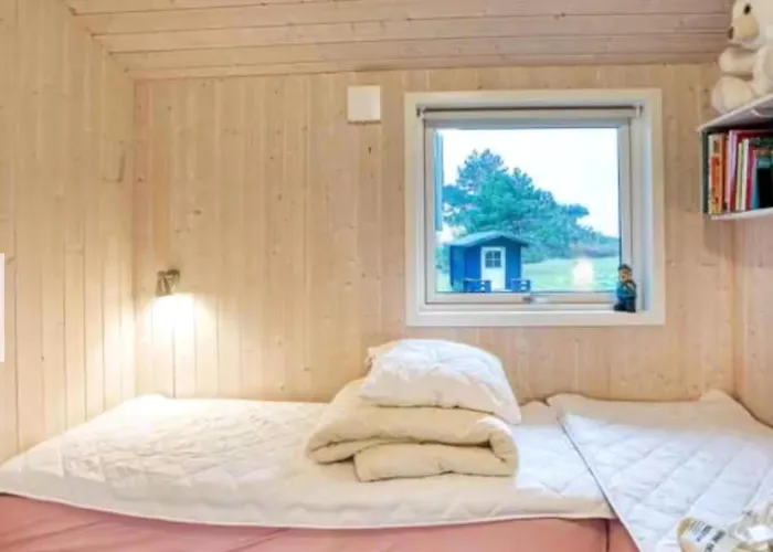 Дом отдыха Summerhouse On The And With Ocean View Yderby