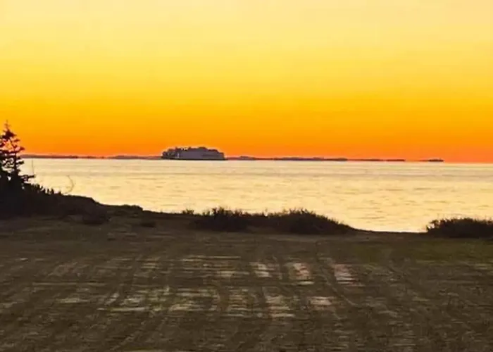 Дом отдыха Summerhouse On The And With Ocean View Yderby