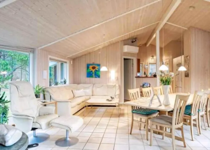 Summerhouse On The And With Ocean View * Yderby